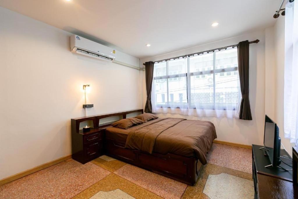 Penthouse Lamoon Hotel Банкок Екстериор снимка