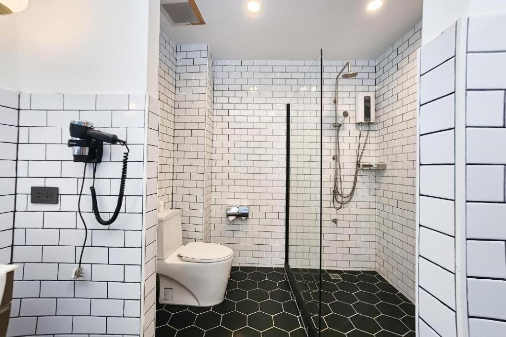 Penthouse Lamoon Hotel Банкок Екстериор снимка