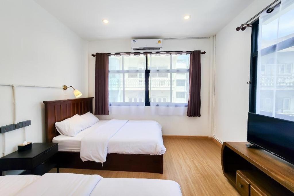 Penthouse Lamoon Hotel Банкок Екстериор снимка