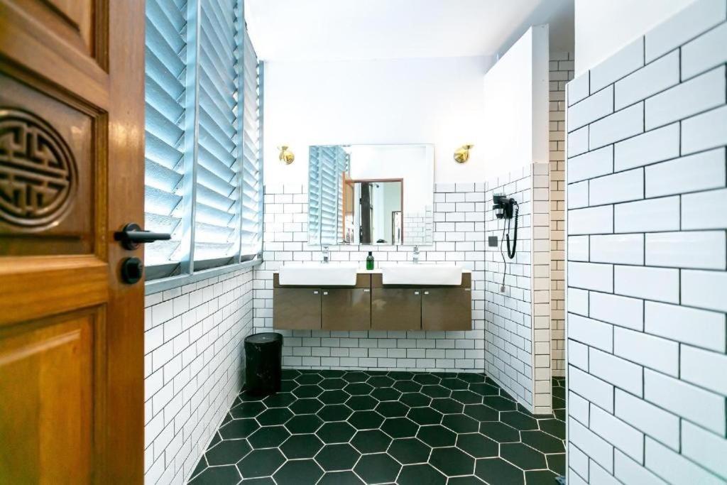 Penthouse Lamoon Hotel Банкок Екстериор снимка