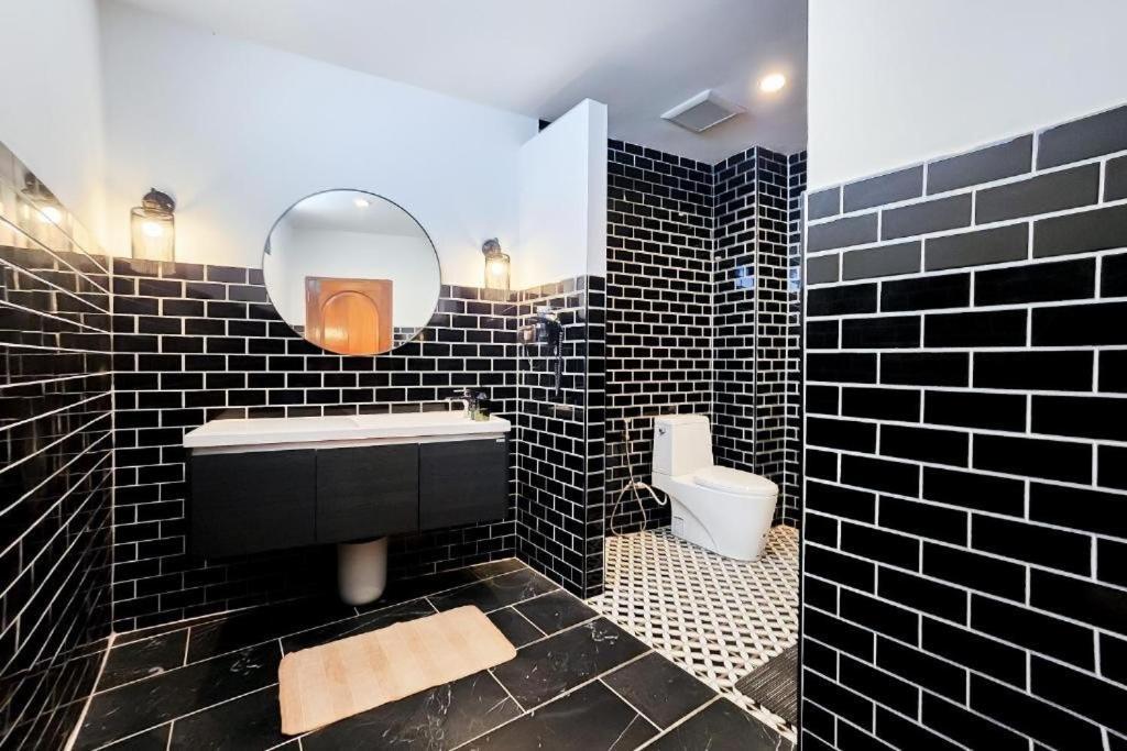 Penthouse Lamoon Hotel Банкок Екстериор снимка