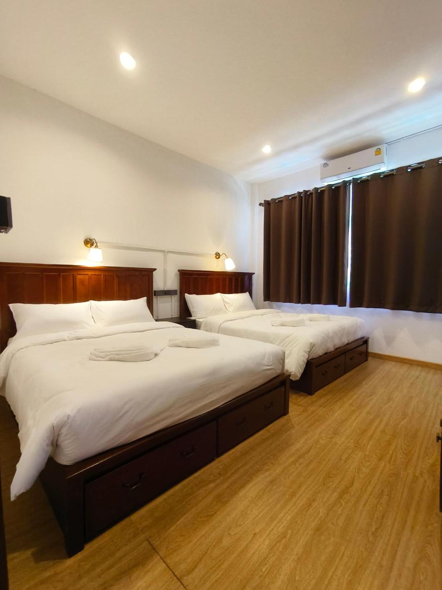 Penthouse Lamoon Hotel Банкок Екстериор снимка